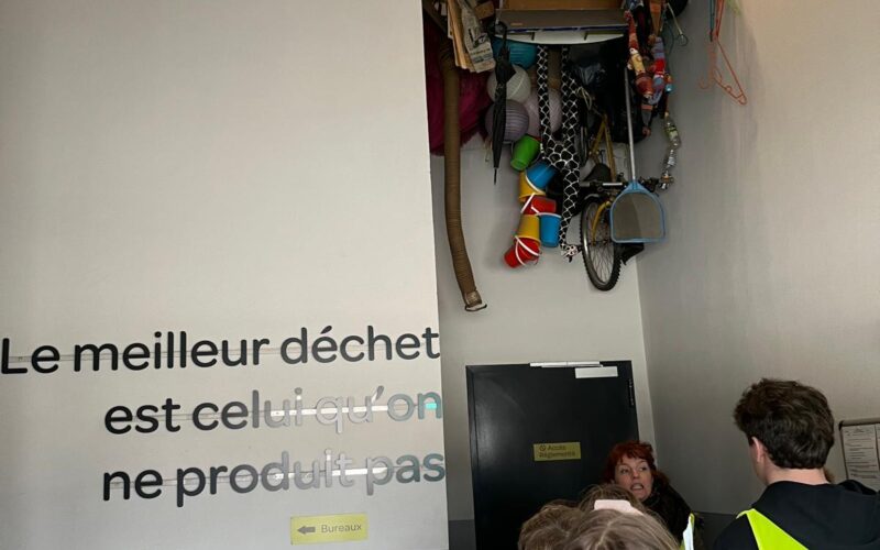 Visite du centre de tri Préval