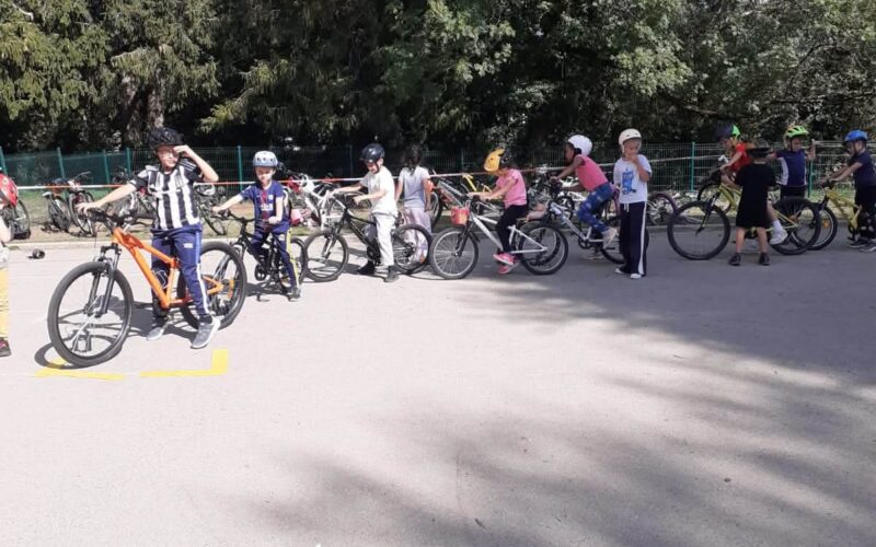 Savoir rouler en vélo pour tous les élèves de l&rsquo;école.